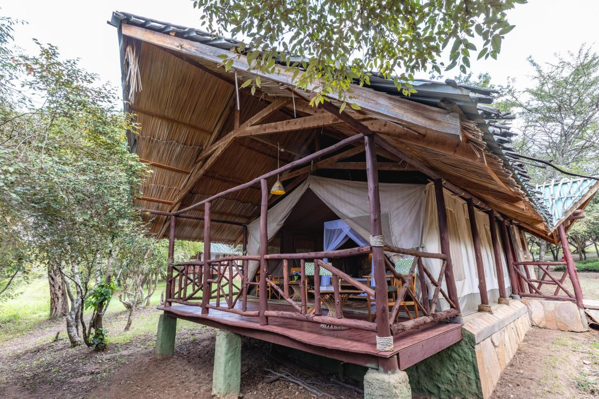 Ololaimutiek Sentrim Mara Lodge מראה חיצוני תמונה