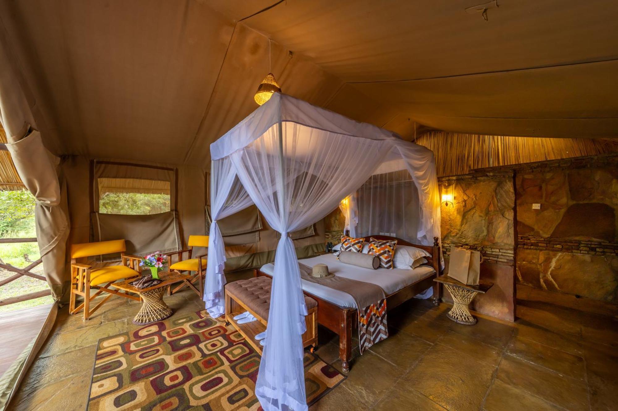 Ololaimutiek Sentrim Mara Lodge מראה חיצוני תמונה