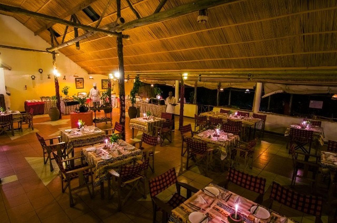 Ololaimutiek Sentrim Mara Lodge מראה חיצוני תמונה