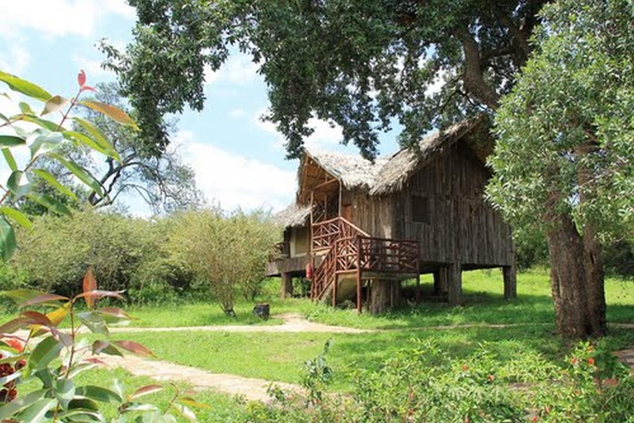 Ololaimutiek Sentrim Mara Lodge מראה חיצוני תמונה